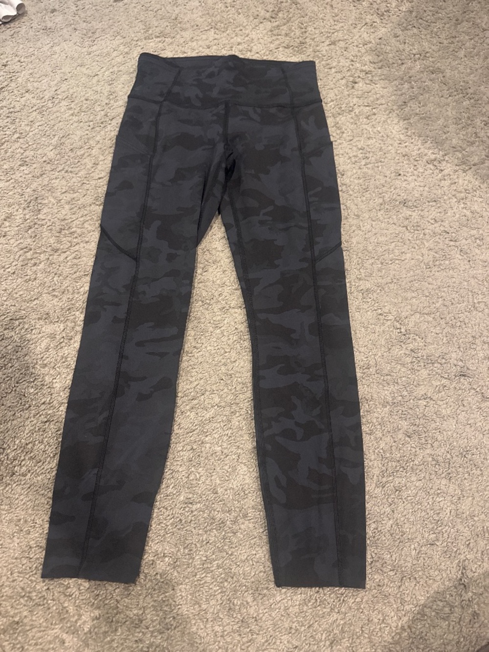 Camo Lululemon leggings